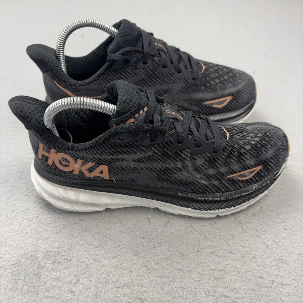 Hoka One One Clifton 9 Shoes Womens Size 7.5 Black Running Sneakers Cushioned